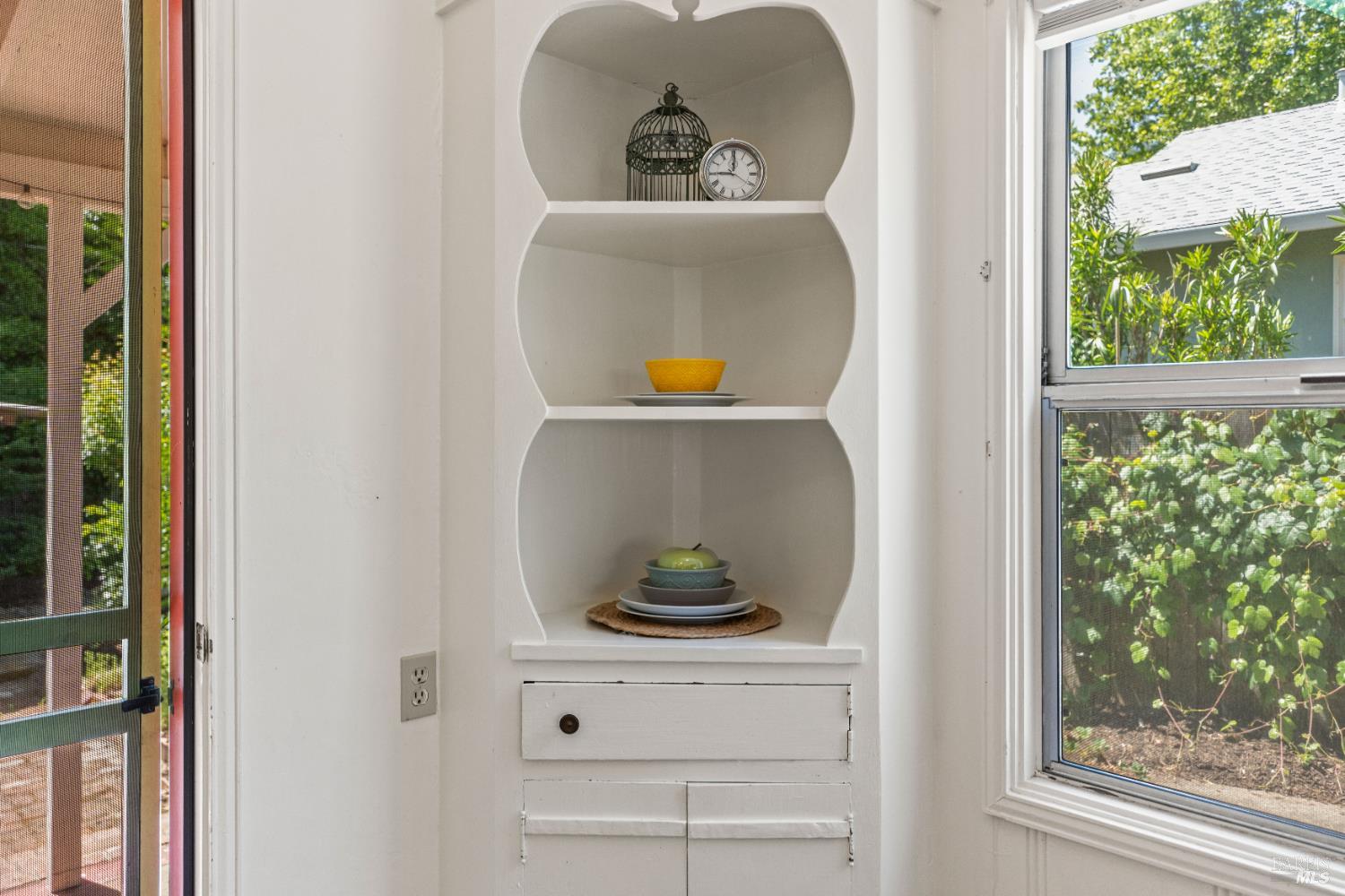 Detail Gallery Image 11 of 29 For 341 Jones St, Ukiah,  CA 95482 - 2 Beds | 1 Baths
