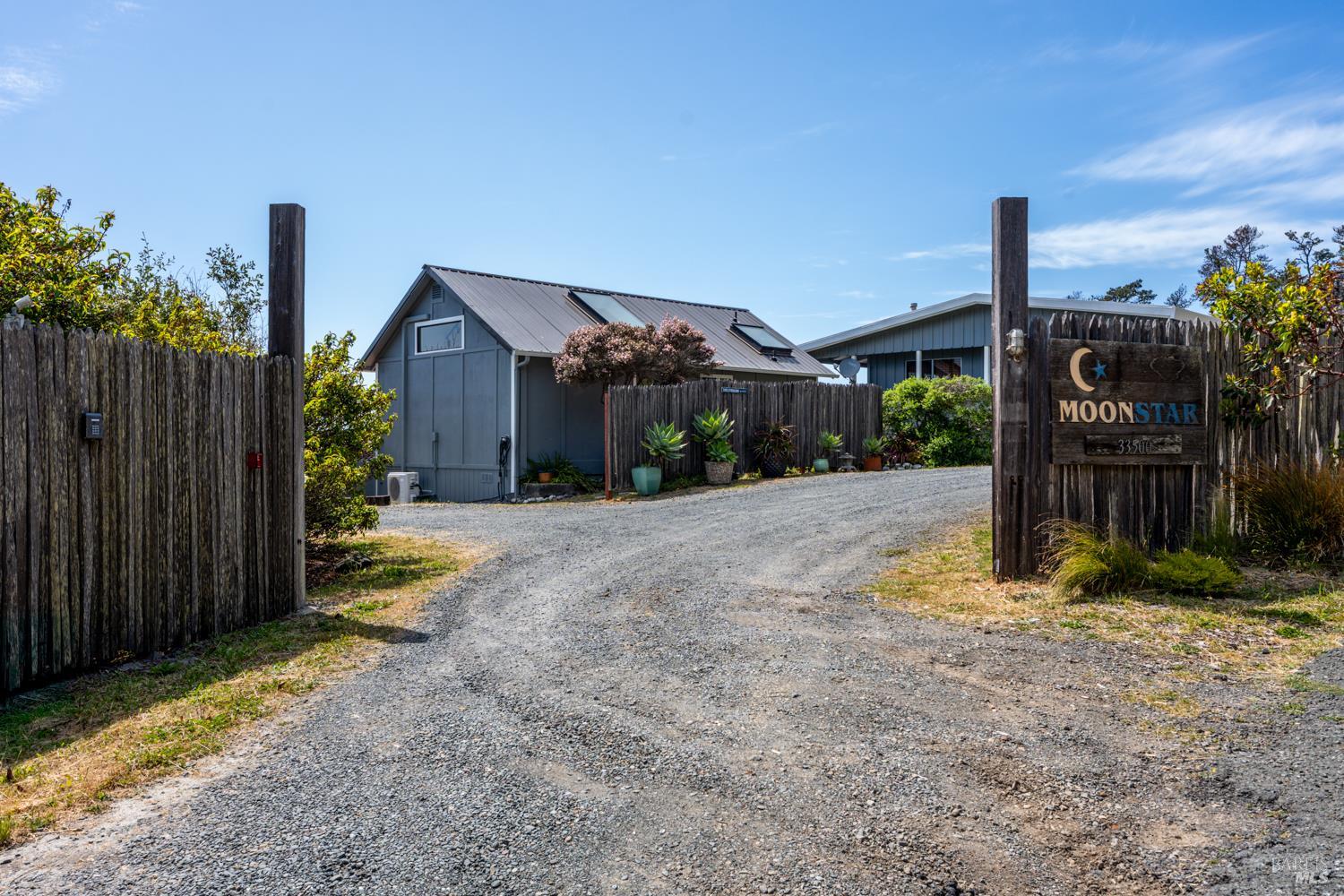 Detail Gallery Image 25 of 52 For 33500 S Highway 1 Unkn, Gualala,  CA 95445 - 3 Beds | 3 Baths