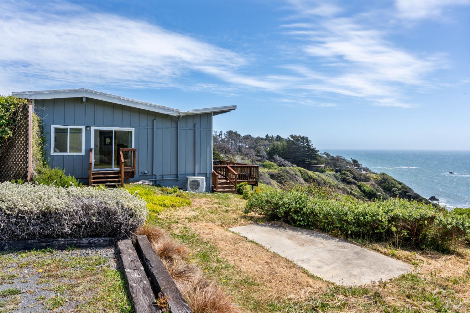 Detail Gallery Image 19 of 52 For 33500 S Highway 1 Unkn, Gualala,  CA 95445 - 3 Beds | 3 Baths