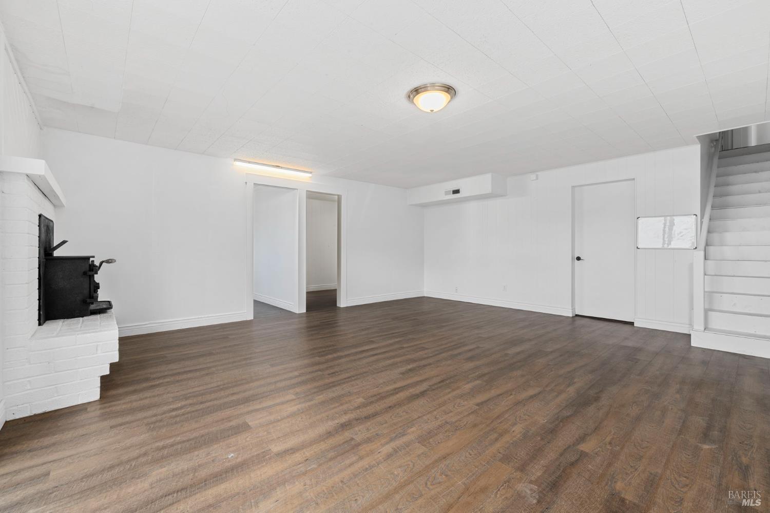 Detail Gallery Image 25 of 61 For 4335 Bodega Ave, Petaluma,  CA 95942 - 4 Beds | 3/1 Baths