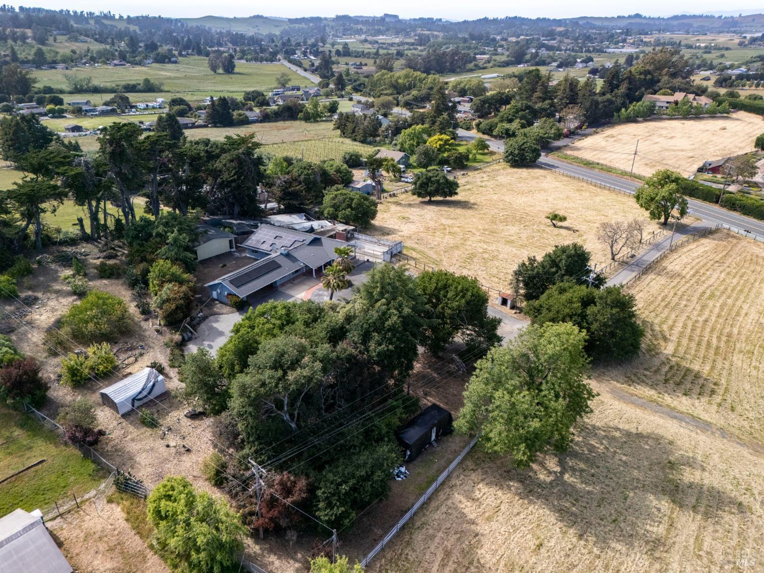 Detail Gallery Image 58 of 61 For 4335 Bodega Ave, Petaluma,  CA 95942 - 4 Beds | 3/1 Baths