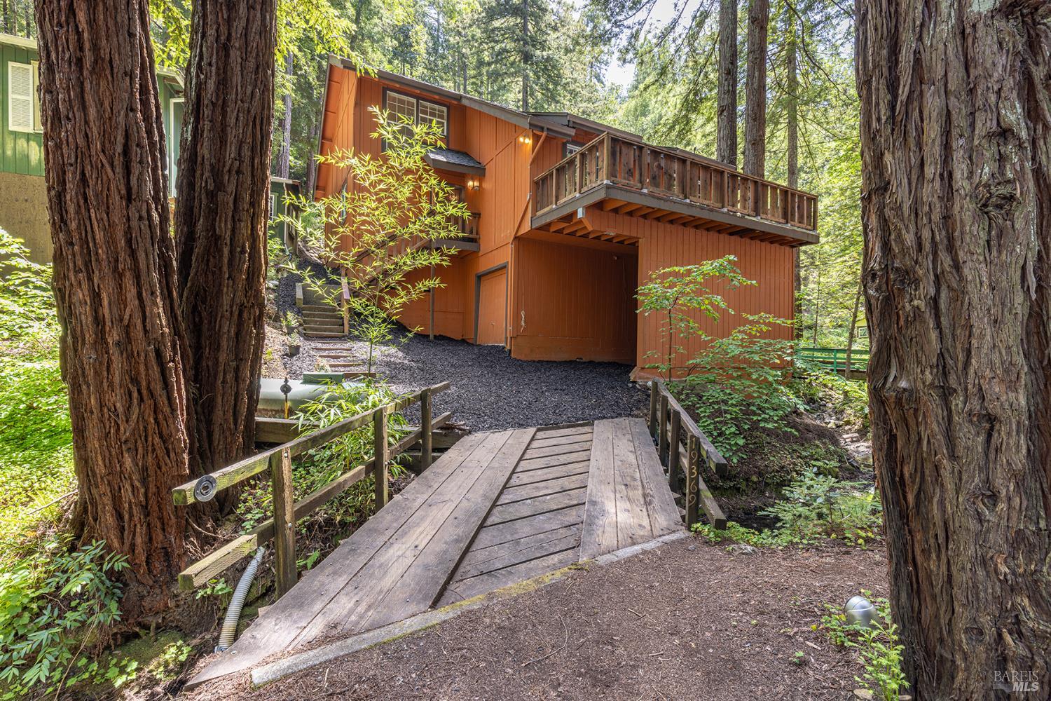 Detail Gallery Image 1 of 33 For 19369 Hidden Valley Rd, Guerneville,  CA 95446 - 3 Beds | 2 Baths