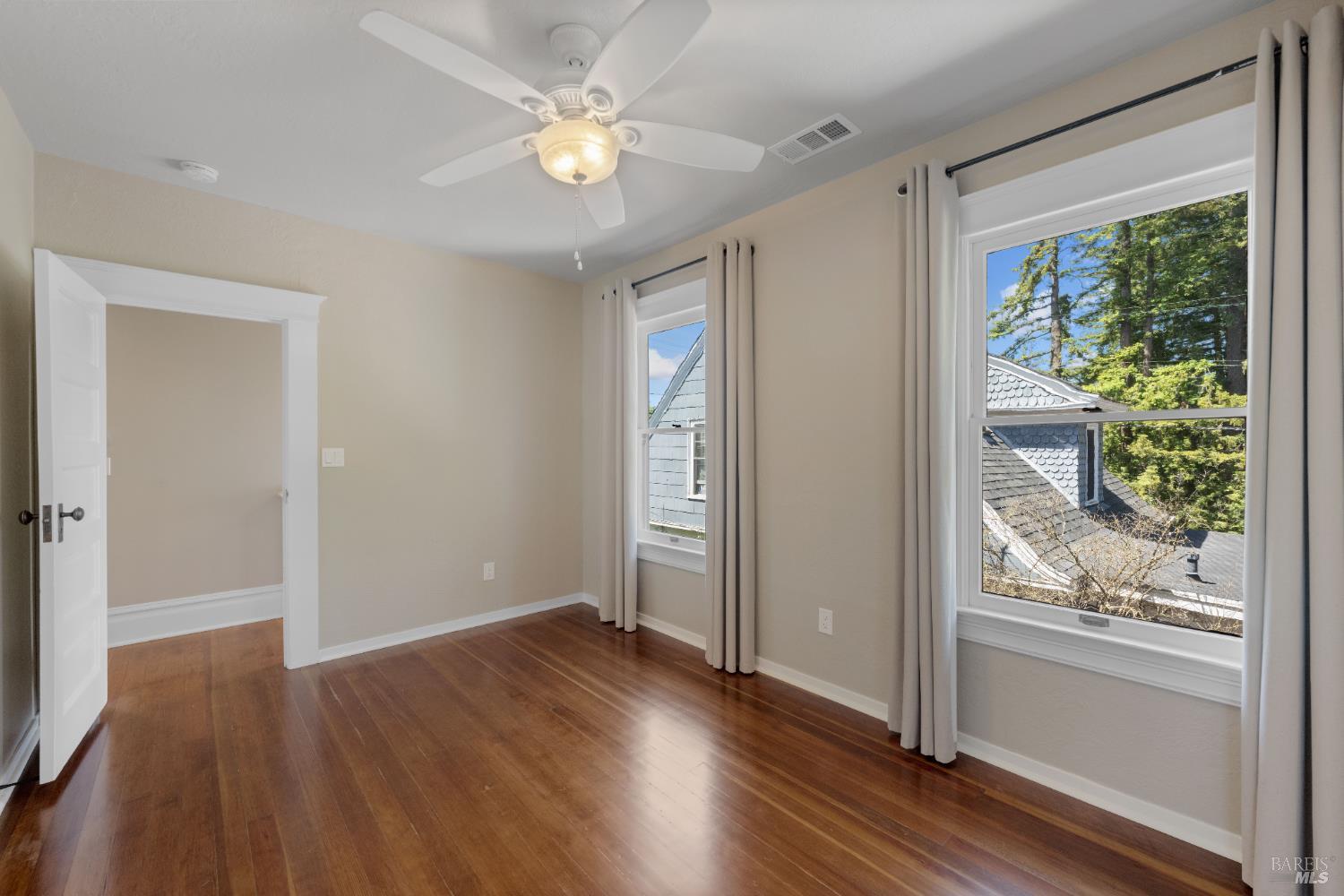 Detail Gallery Image 29 of 63 For 190 Franklin St, Napa,  CA 94558 - 4 Beds | 3 Baths