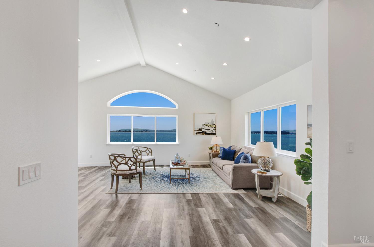 Detail Gallery Image 38 of 43 For 625 Highway 1 Hwy, Bodega Bay,  CA 94923 - 2 Beds | 1/1 Baths