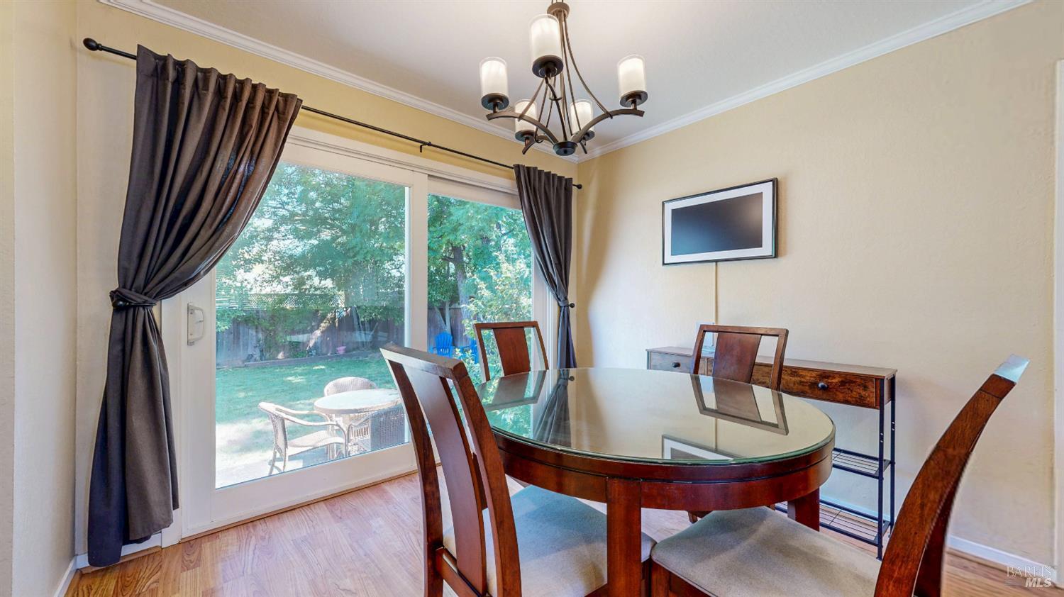 Detail Gallery Image 19 of 52 For 4 Las Huertas Ct, San Rafael,  CA 94903 - 3 Beds | 1 Baths