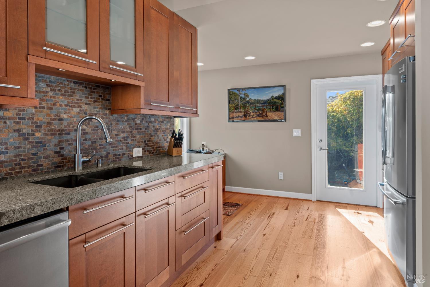 Detail Gallery Image 10 of 49 For 521 Casa Del Noyo Unkn, Fort Bragg,  CA 95437 - 3 Beds | 3 Baths