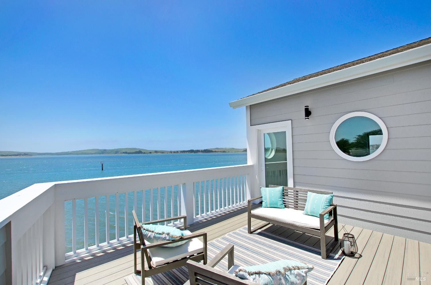 Detail Gallery Image 2 of 43 For 625 Highway 1 Hwy, Bodega Bay,  CA 94923 - 2 Beds | 1/1 Baths