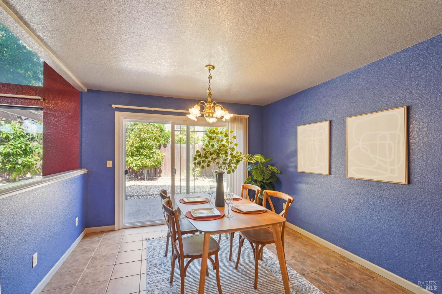 Detail Gallery Image 13 of 72 For 766 Morissette Way, Vacaville,  CA 95687 - 3 Beds | 2/1 Baths
