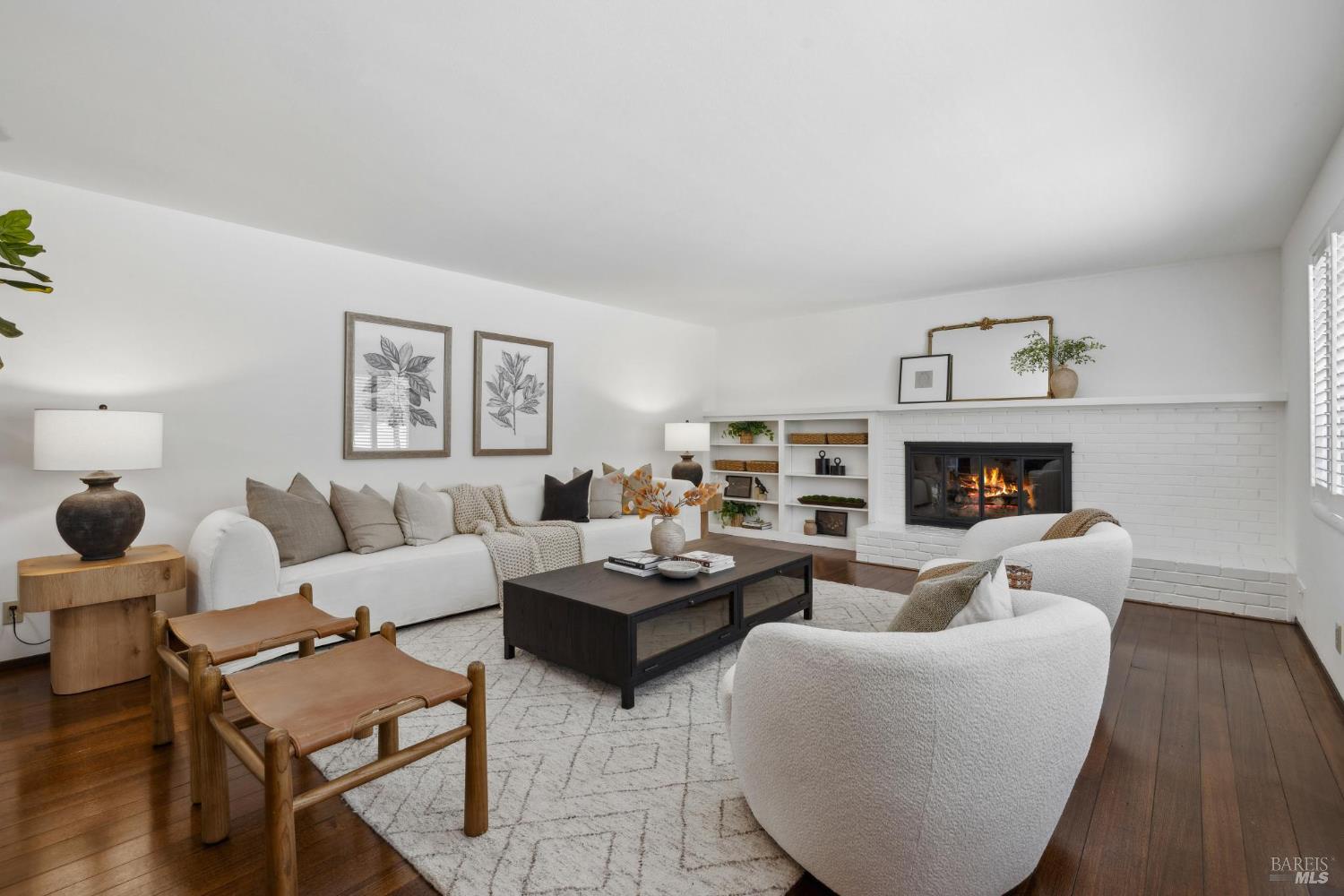 Detail Gallery Image 6 of 59 For 305 N Almenar Dr, Greenbrae,  CA 94904 - 4 Beds | 4 Baths