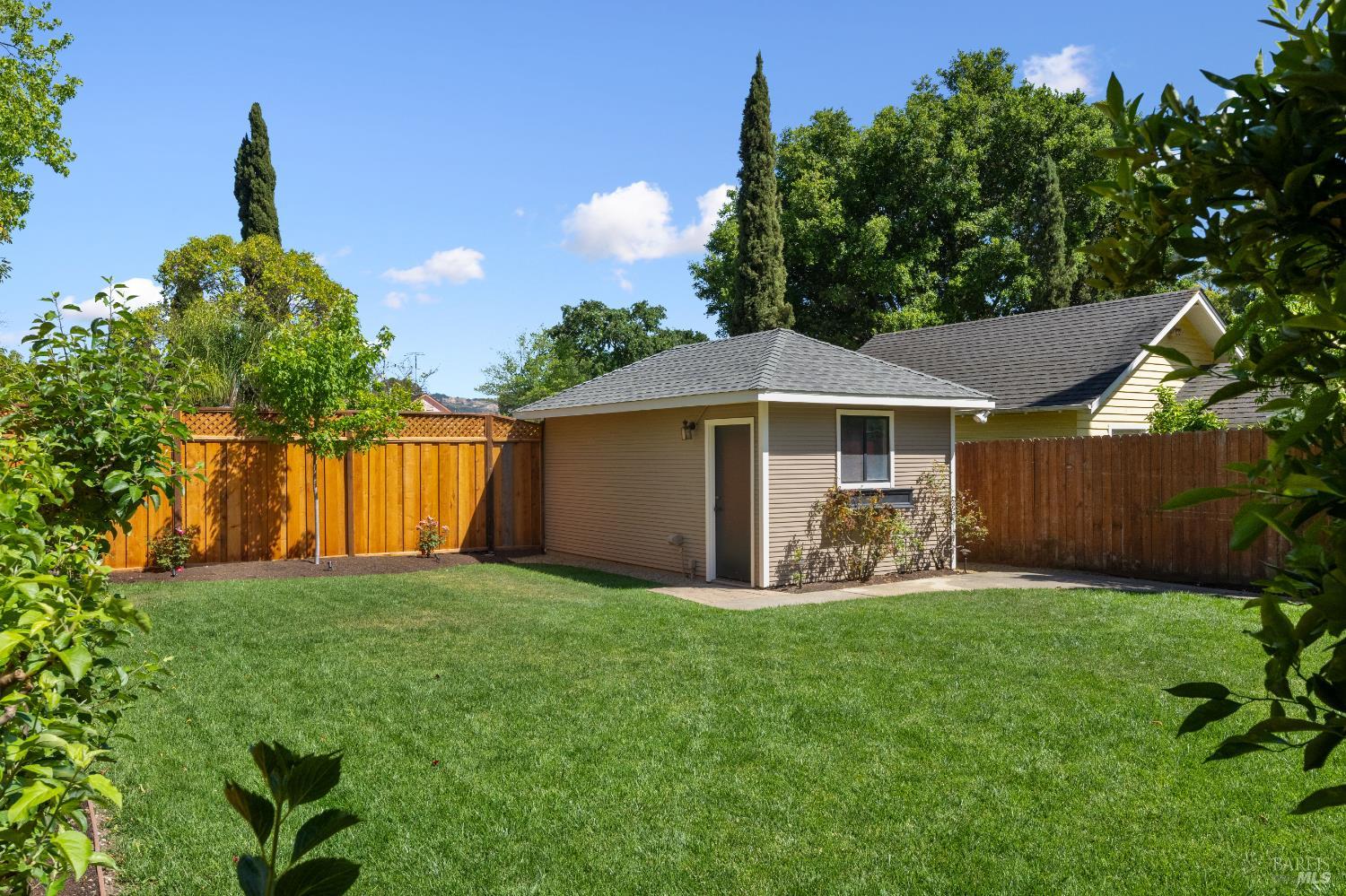 Detail Gallery Image 53 of 63 For 190 Franklin St, Napa,  CA 94558 - 4 Beds | 3 Baths