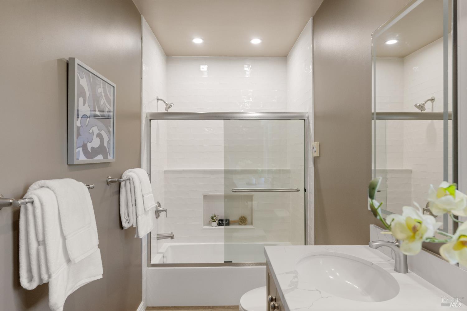 Detail Gallery Image 38 of 63 For 190 Franklin St, Napa,  CA 94558 - 4 Beds | 3 Baths