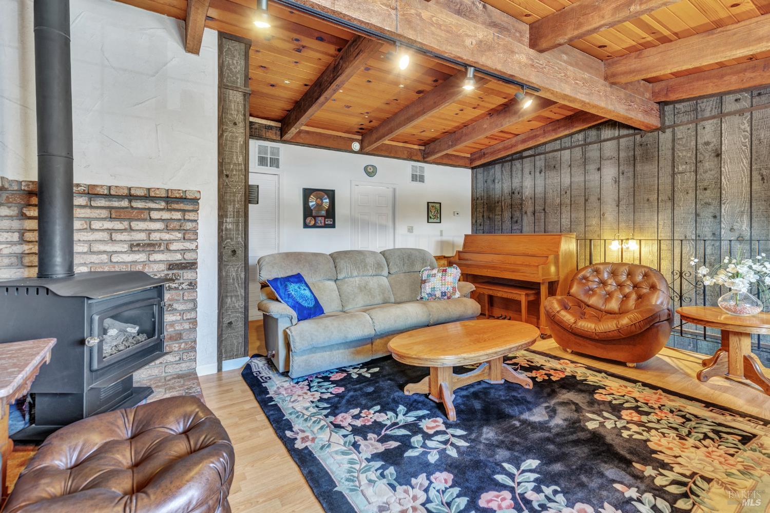 Detail Gallery Image 17 of 34 For 1324 Delwood St, Vallejo,  CA 94591 - 3 Beds | 2 Baths