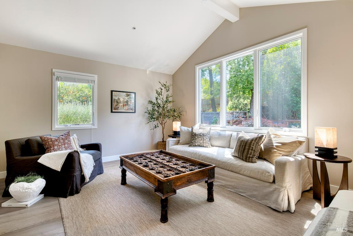 Detail Gallery Image 13 of 48 For 41 Salinas Ave, San Anselmo,  CA 94960 - 3 Beds | 3 Baths