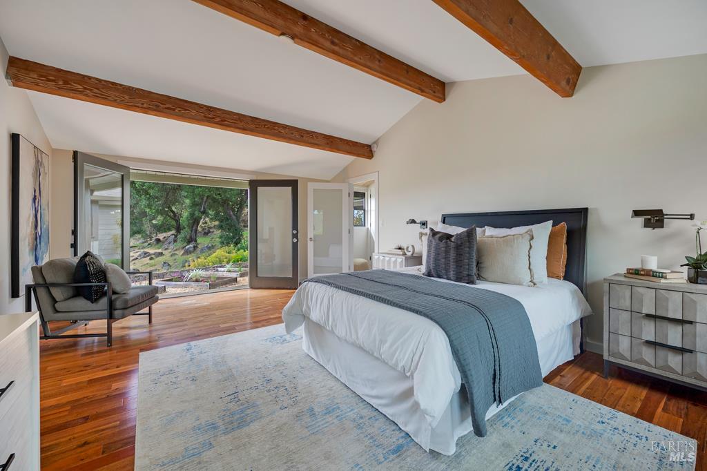Detail Gallery Image 21 of 51 For 3979 Rolling Oaks Rd, Santa Rosa,  CA 95404 - 3 Beds | 3 Baths