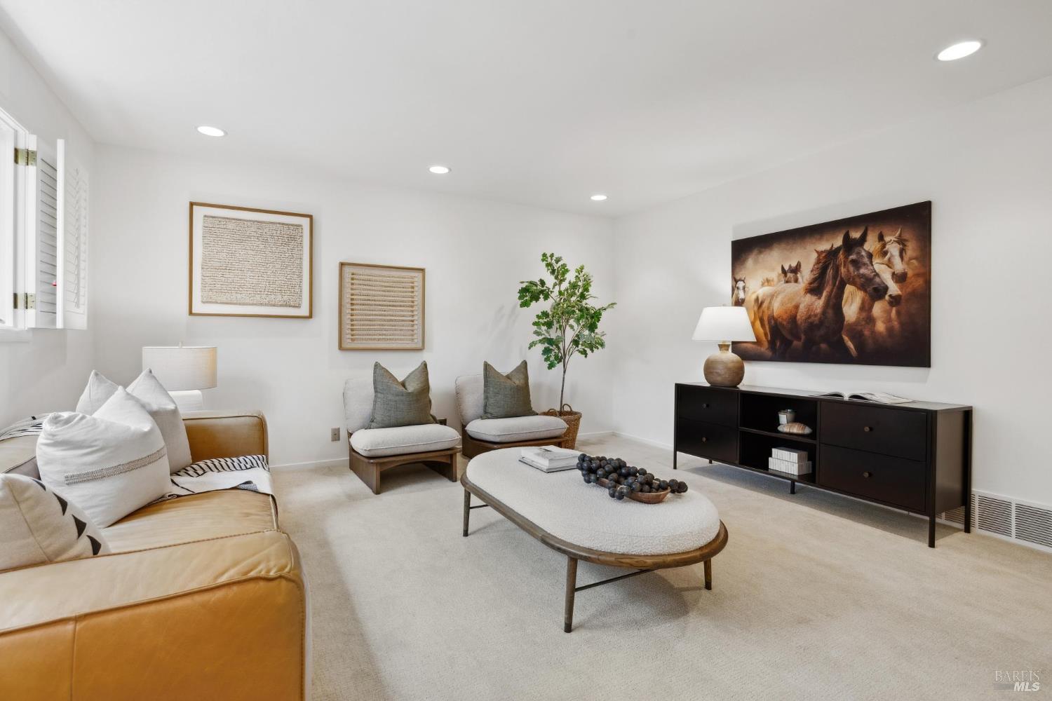 Detail Gallery Image 31 of 59 For 305 N Almenar Dr, Greenbrae,  CA 94904 - 4 Beds | 4 Baths