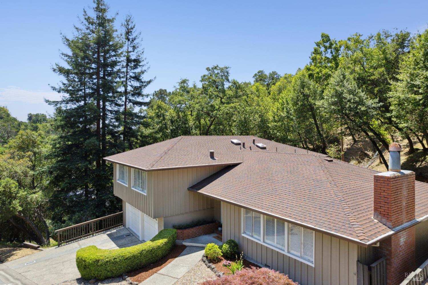 Detail Gallery Image 49 of 59 For 305 N Almenar Dr, Greenbrae,  CA 94904 - 4 Beds | 4 Baths