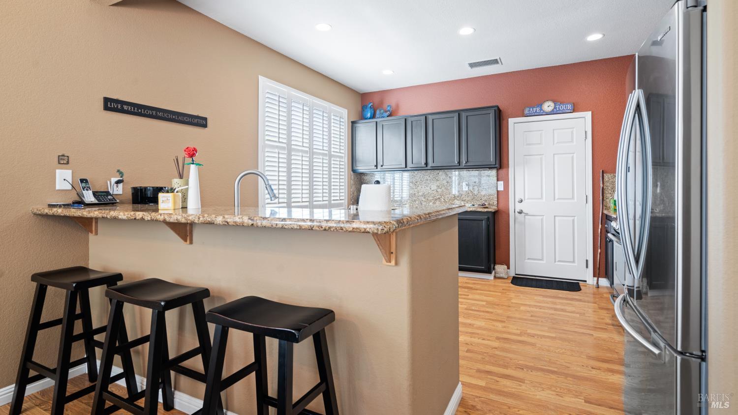 Detail Gallery Image 15 of 44 For 540 Wicklow Dr, Vacaville,  CA 95688 - 3 Beds | 2/1 Baths