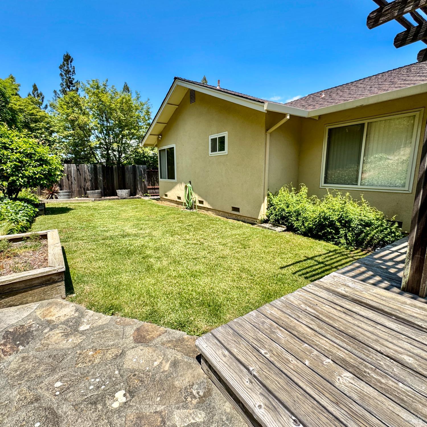 Detail Gallery Image 38 of 53 For 3319 David Dr, Napa,  CA 94558 - 4 Beds | 2 Baths