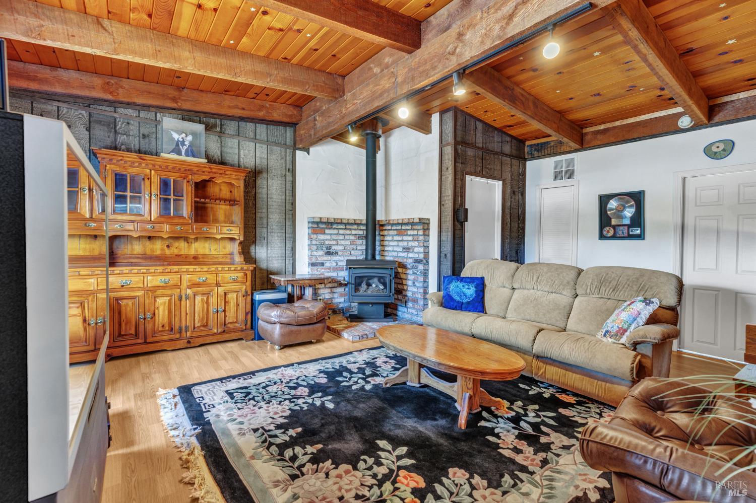 Detail Gallery Image 16 of 34 For 1324 Delwood St, Vallejo,  CA 94591 - 3 Beds | 2 Baths