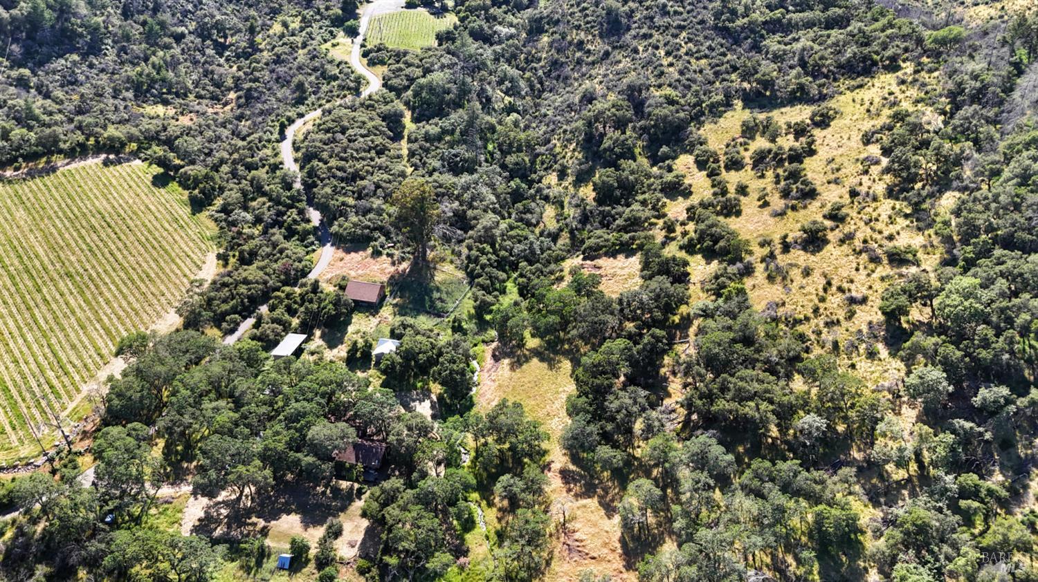 Detail Gallery Image 18 of 28 For 3321 Saint Helena Hwy, Saint Helena,  CA 94574 - 2 Beds | 2 Baths
