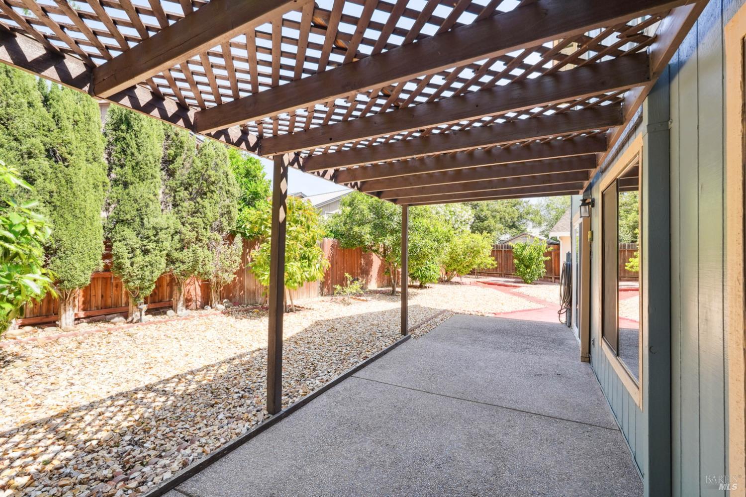 Detail Gallery Image 34 of 72 For 766 Morissette Way, Vacaville,  CA 95687 - 3 Beds | 2/1 Baths