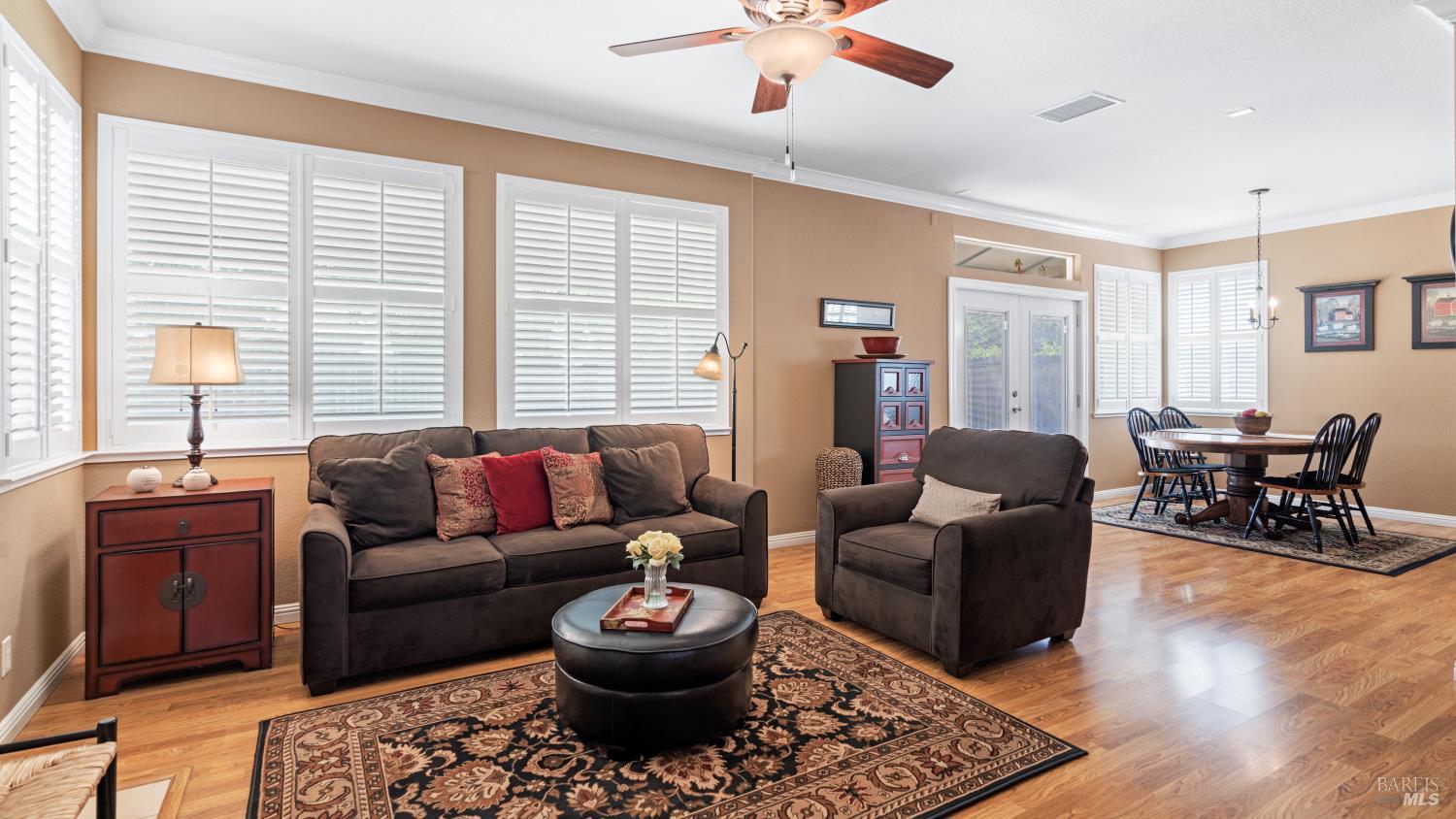 Detail Gallery Image 10 of 44 For 540 Wicklow Dr, Vacaville,  CA 95688 - 3 Beds | 2/1 Baths