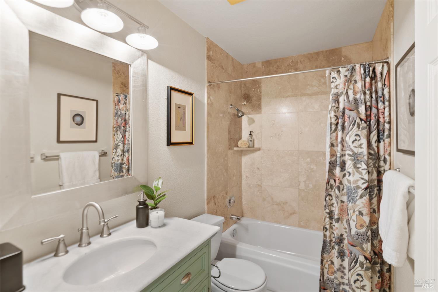 Detail Gallery Image 19 of 48 For 175 Saint James Dr, Sonoma,  CA 95476 - 2 Beds | 2 Baths