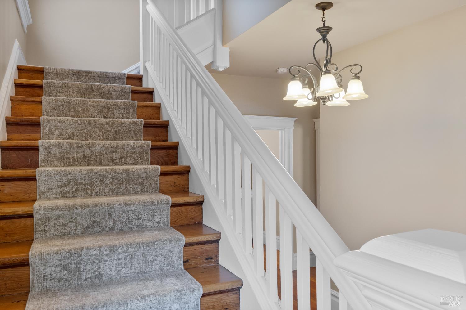 Detail Gallery Image 25 of 63 For 190 Franklin St, Napa,  CA 94558 - 4 Beds | 3 Baths