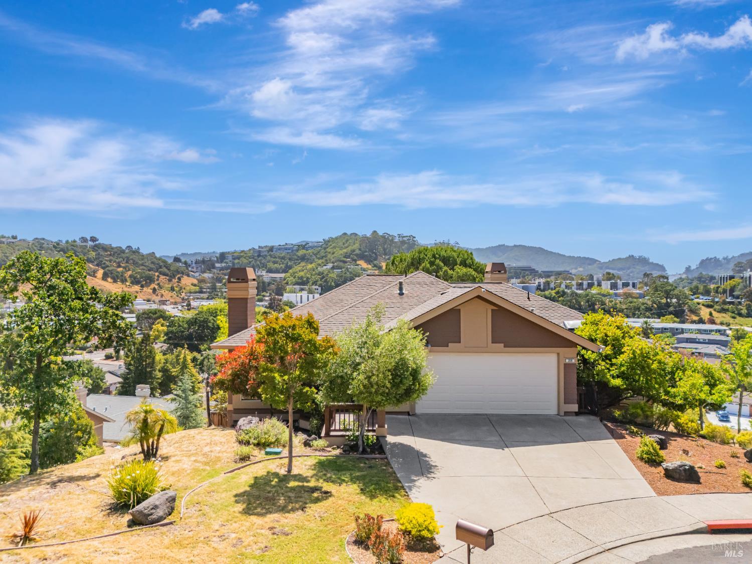 Detail Gallery Image 4 of 40 For 359 Orchid Dr, San Rafael,  CA 94903 - 4 Beds | 2/1 Baths