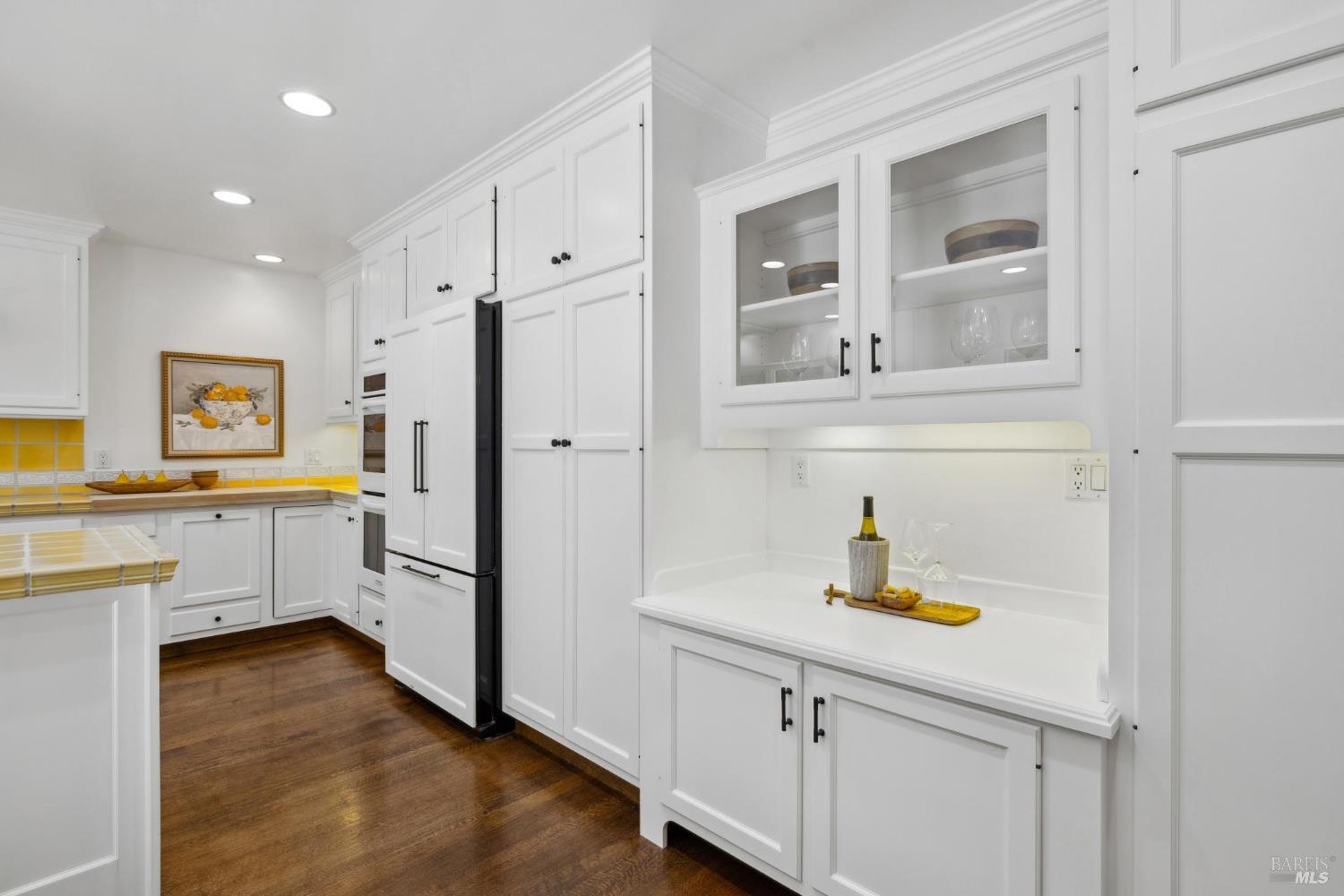 Detail Gallery Image 12 of 59 For 305 N Almenar Dr, Greenbrae,  CA 94904 - 4 Beds | 4 Baths