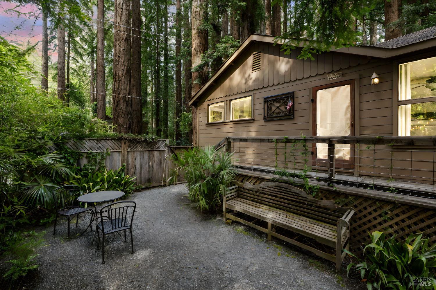 Detail Gallery Image 1 of 89 For 18 Wildwood Ln, Cazadero,  CA 95421 - 4 Beds | 3 Baths