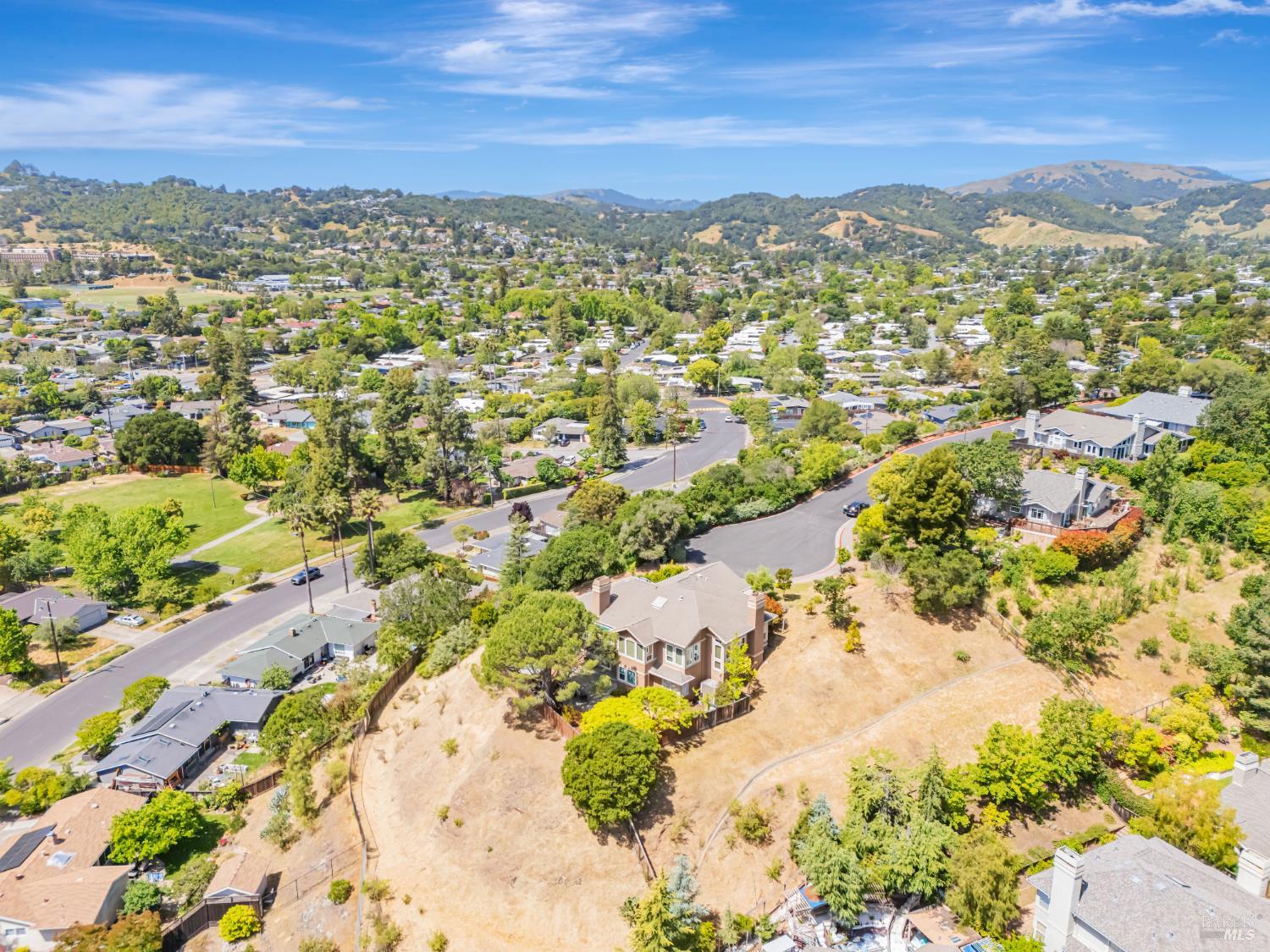 Detail Gallery Image 36 of 40 For 359 Orchid Dr, San Rafael,  CA 94903 - 4 Beds | 2/1 Baths