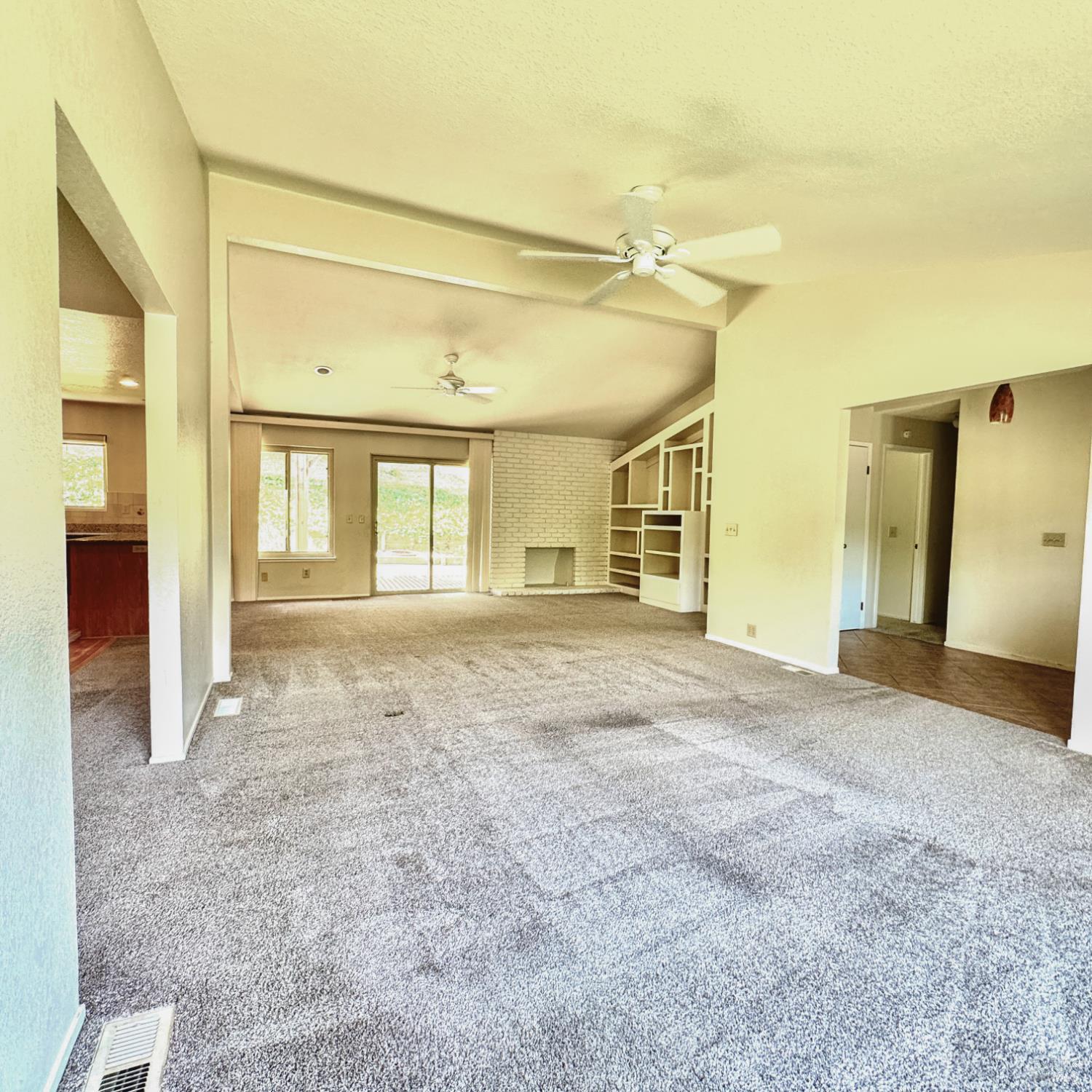 Detail Gallery Image 16 of 53 For 3319 David Dr, Napa,  CA 94558 - 4 Beds | 2 Baths