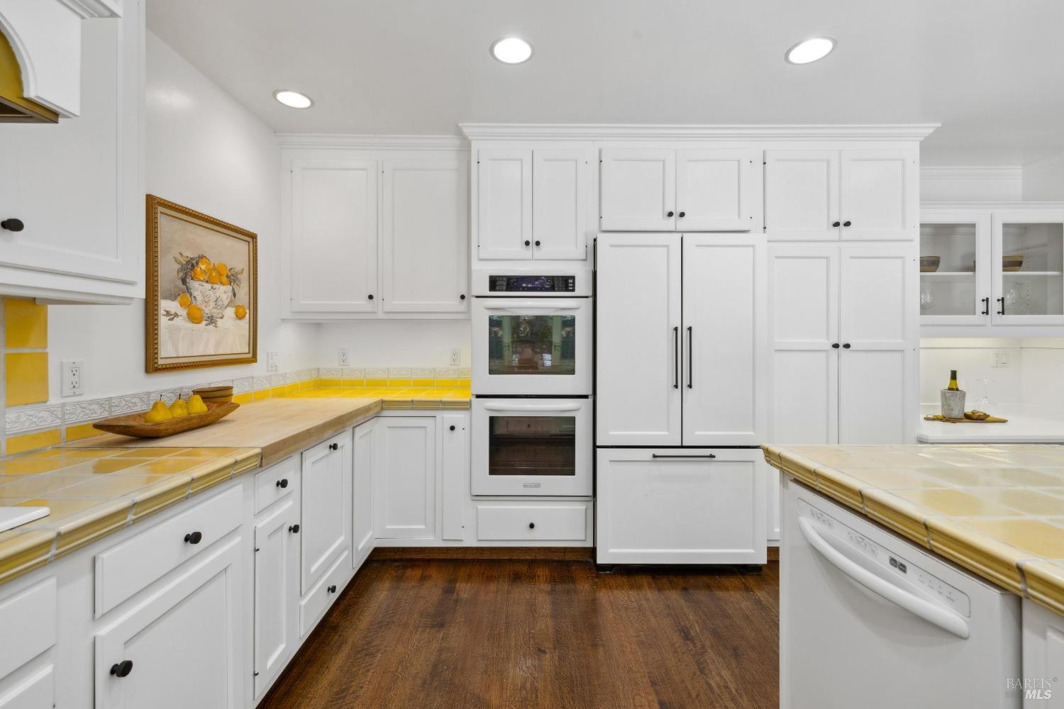 Detail Gallery Image 11 of 59 For 305 N Almenar Dr, Greenbrae,  CA 94904 - 4 Beds | 4 Baths