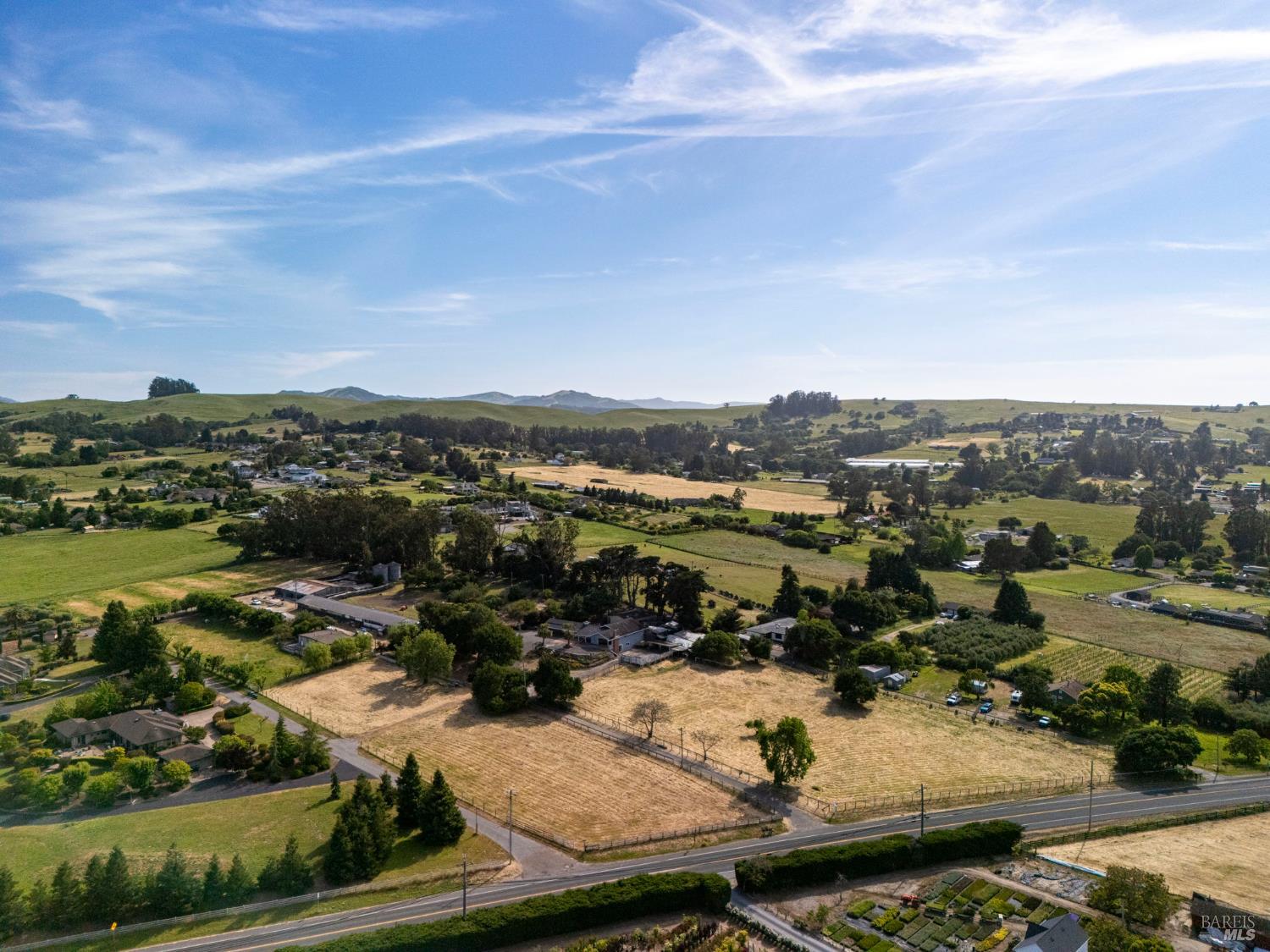 Detail Gallery Image 52 of 61 For 4335 Bodega Ave, Petaluma,  CA 95942 - 4 Beds | 3/1 Baths