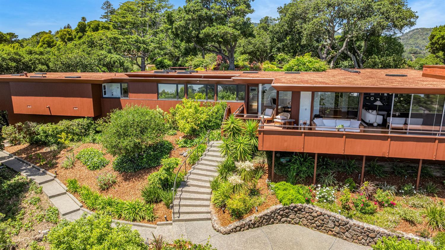 Detail Gallery Image 65 of 83 For 125 Bayview Dr, San Rafael,  CA 94901 - 2 Beds | 3/1 Baths