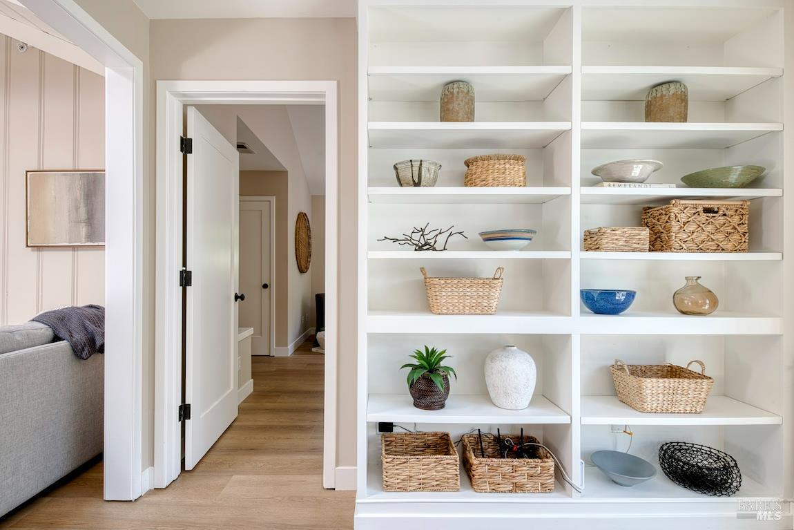 Detail Gallery Image 12 of 48 For 41 Salinas Ave, San Anselmo,  CA 94960 - 3 Beds | 3 Baths