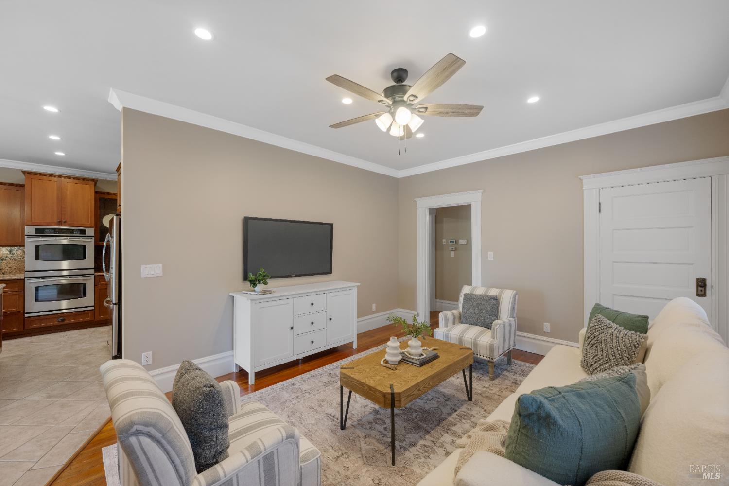 Detail Gallery Image 22 of 63 For 190 Franklin St, Napa,  CA 94558 - 4 Beds | 3 Baths