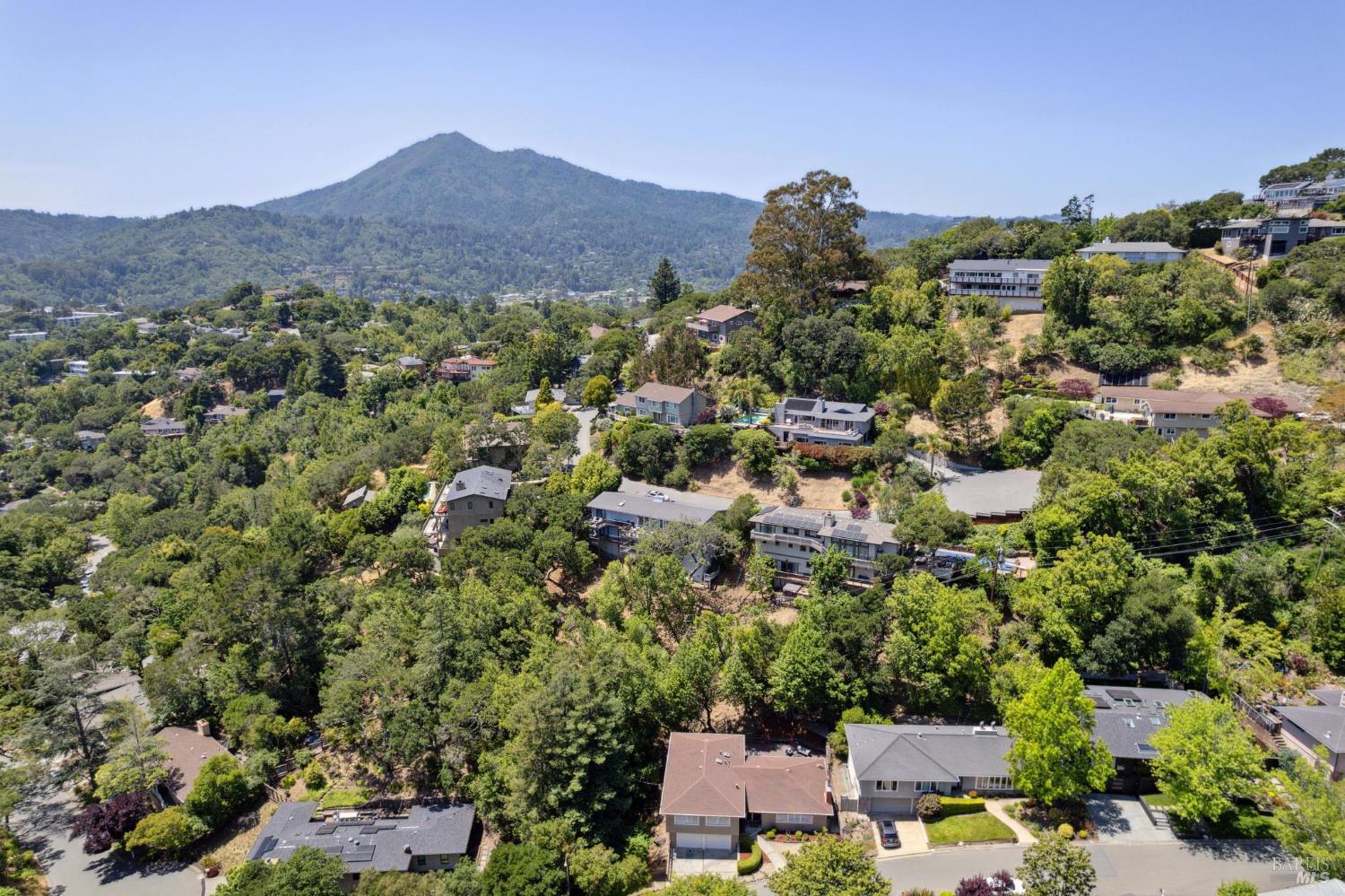 Detail Gallery Image 44 of 59 For 305 N Almenar Dr, Greenbrae,  CA 94904 - 4 Beds | 4 Baths
