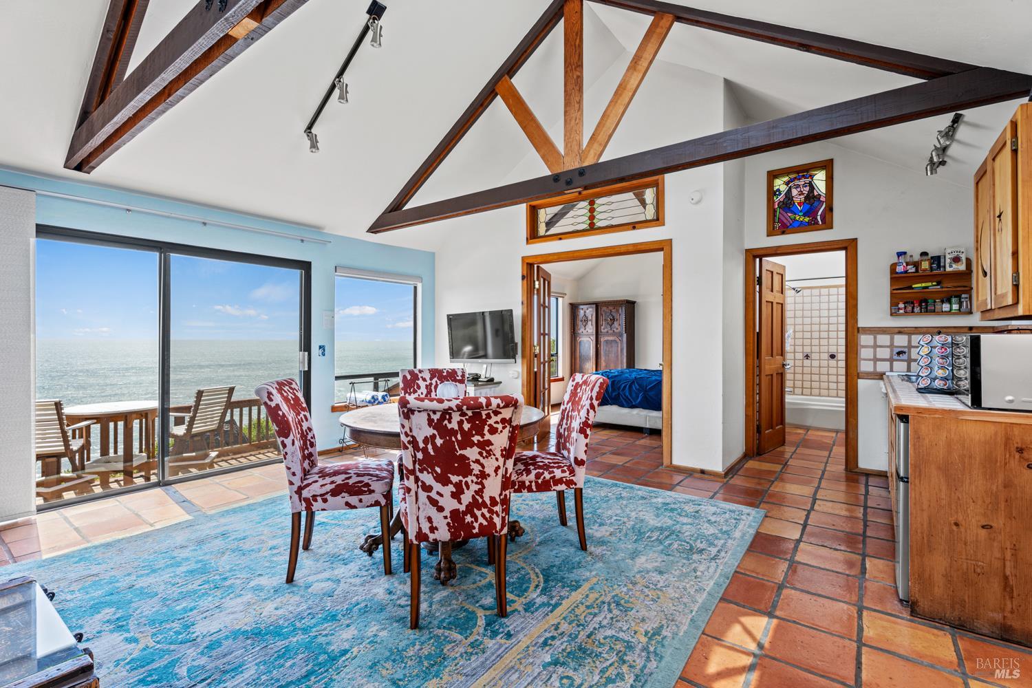Detail Gallery Image 26 of 52 For 33500 S Highway 1 Unkn, Gualala,  CA 95445 - 3 Beds | 3 Baths