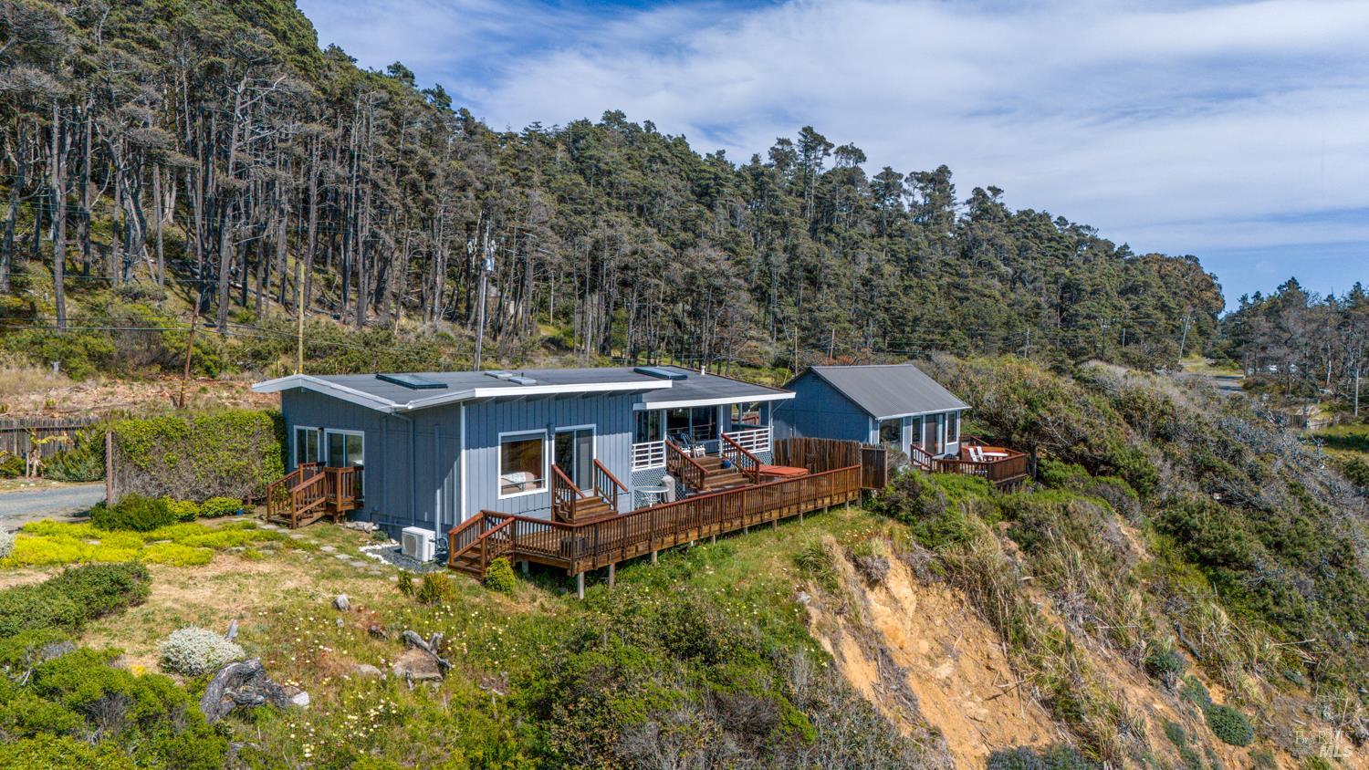 Detail Gallery Image 38 of 52 For 33500 S Highway 1 Unkn, Gualala,  CA 95445 - 3 Beds | 3 Baths