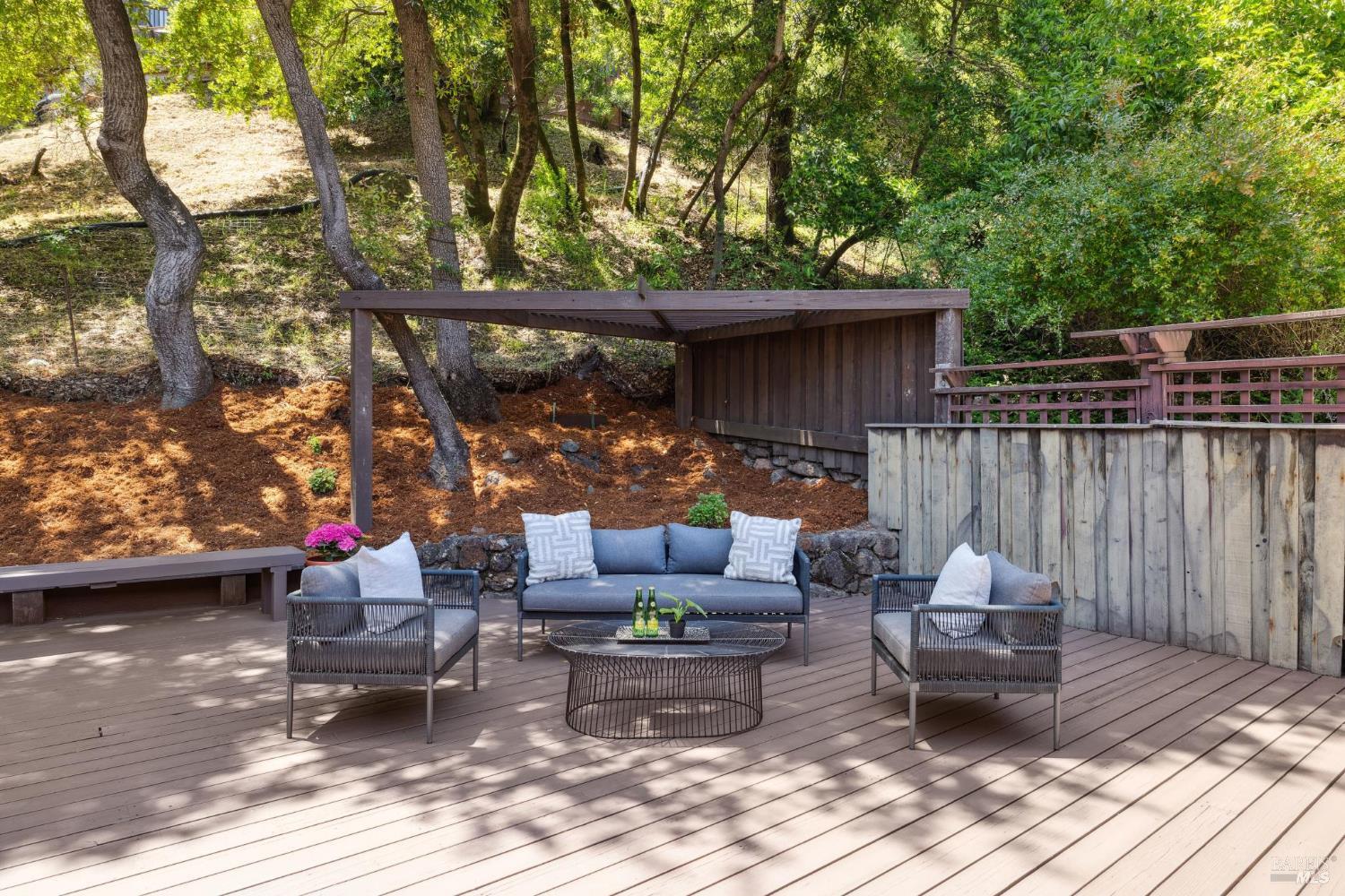 Detail Gallery Image 37 of 59 For 305 N Almenar Dr, Greenbrae,  CA 94904 - 4 Beds | 4 Baths