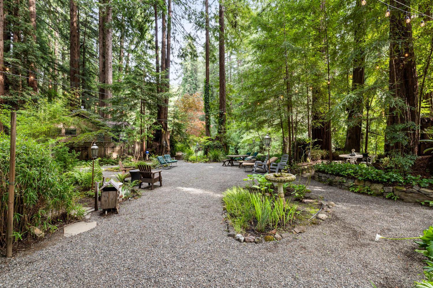 Detail Gallery Image 37 of 89 For 18 Wildwood Ln, Cazadero,  CA 95421 - 4 Beds | 3 Baths