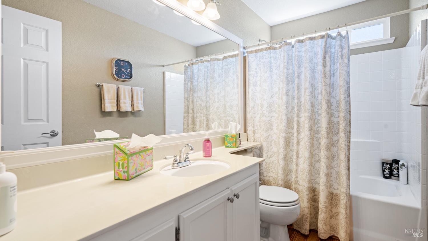 Detail Gallery Image 26 of 44 For 540 Wicklow Dr, Vacaville,  CA 95688 - 3 Beds | 2/1 Baths
