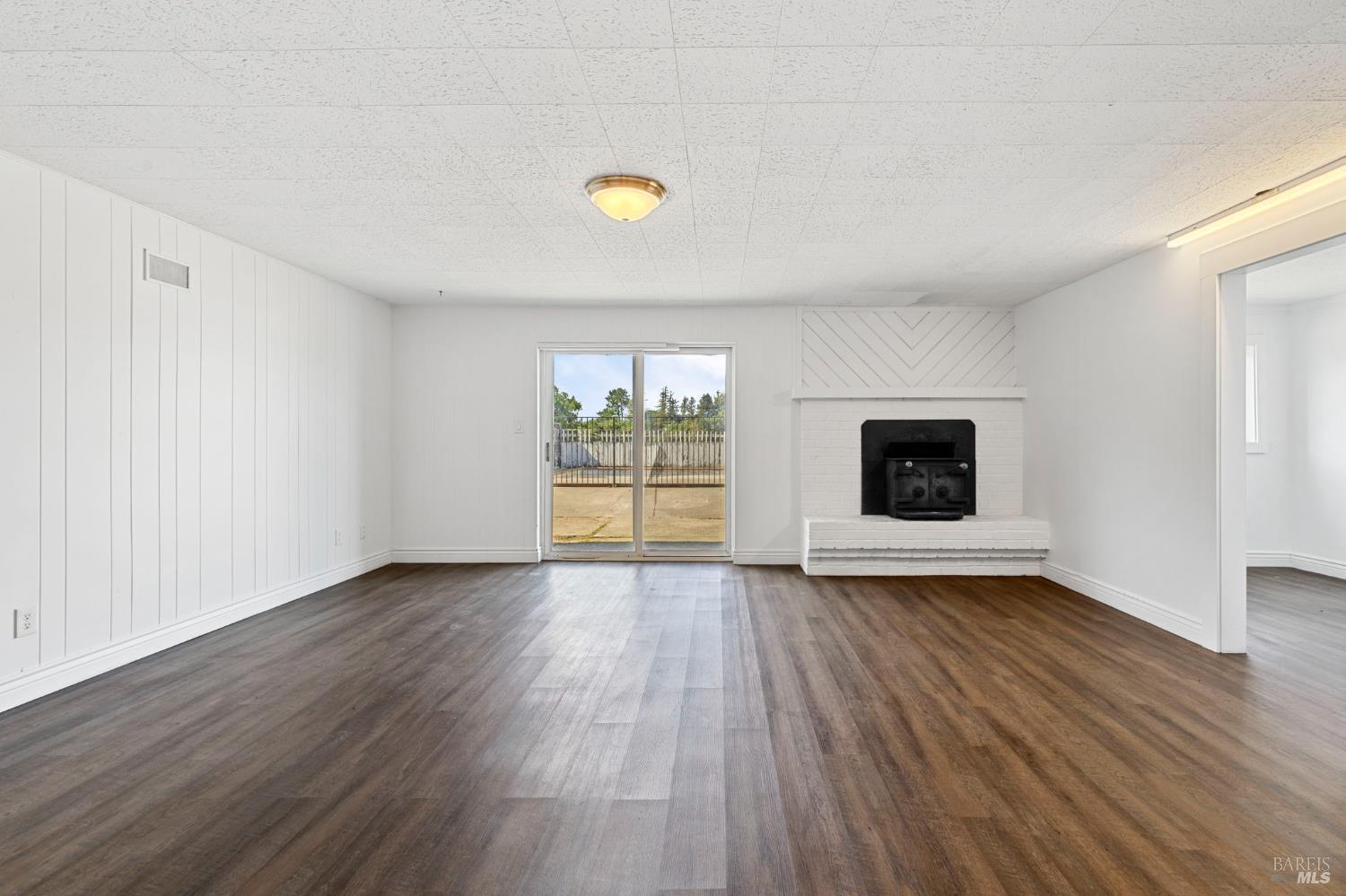 Detail Gallery Image 30 of 61 For 4335 Bodega Ave, Petaluma,  CA 95942 - 4 Beds | 3/1 Baths