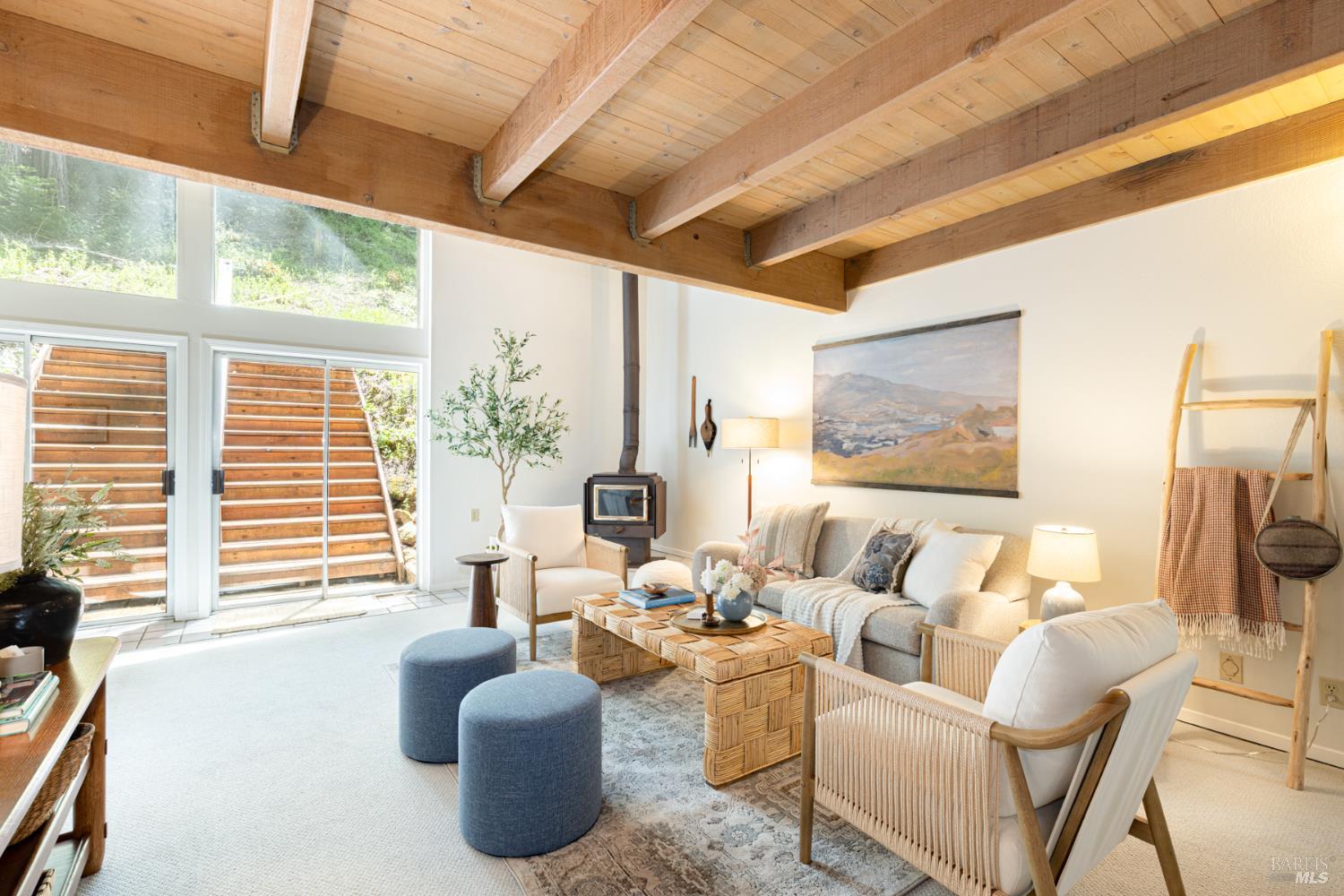 Detail Gallery Image 9 of 33 For 19369 Hidden Valley Rd, Guerneville,  CA 95446 - 3 Beds | 2 Baths
