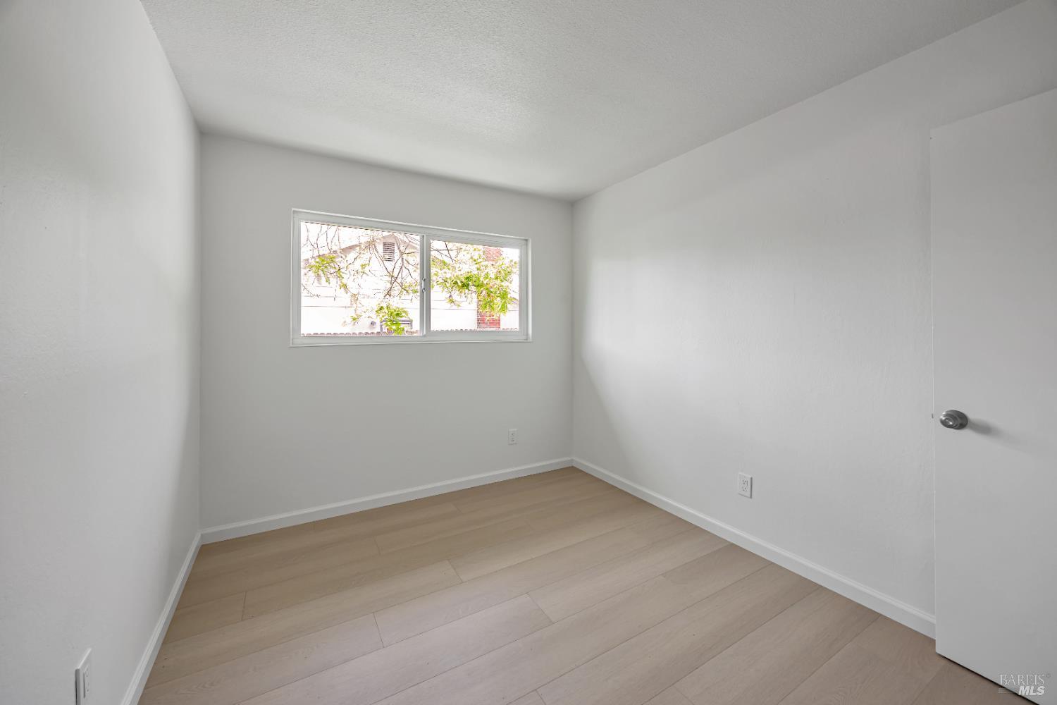 Detail Gallery Image 29 of 51 For 501 Garfield Park Ave, Santa Rosa,  CA 95409 - 4 Beds | 2 Baths