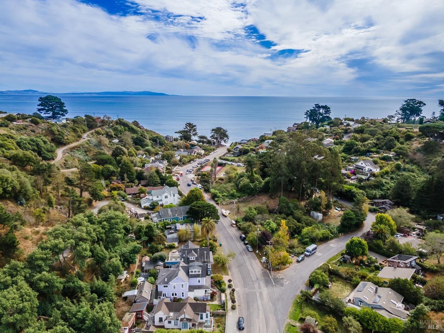 Detail Gallery Image 1 of 6 For 16 Brighton Ave, Bolinas,  CA 94924 - – Beds | – Baths