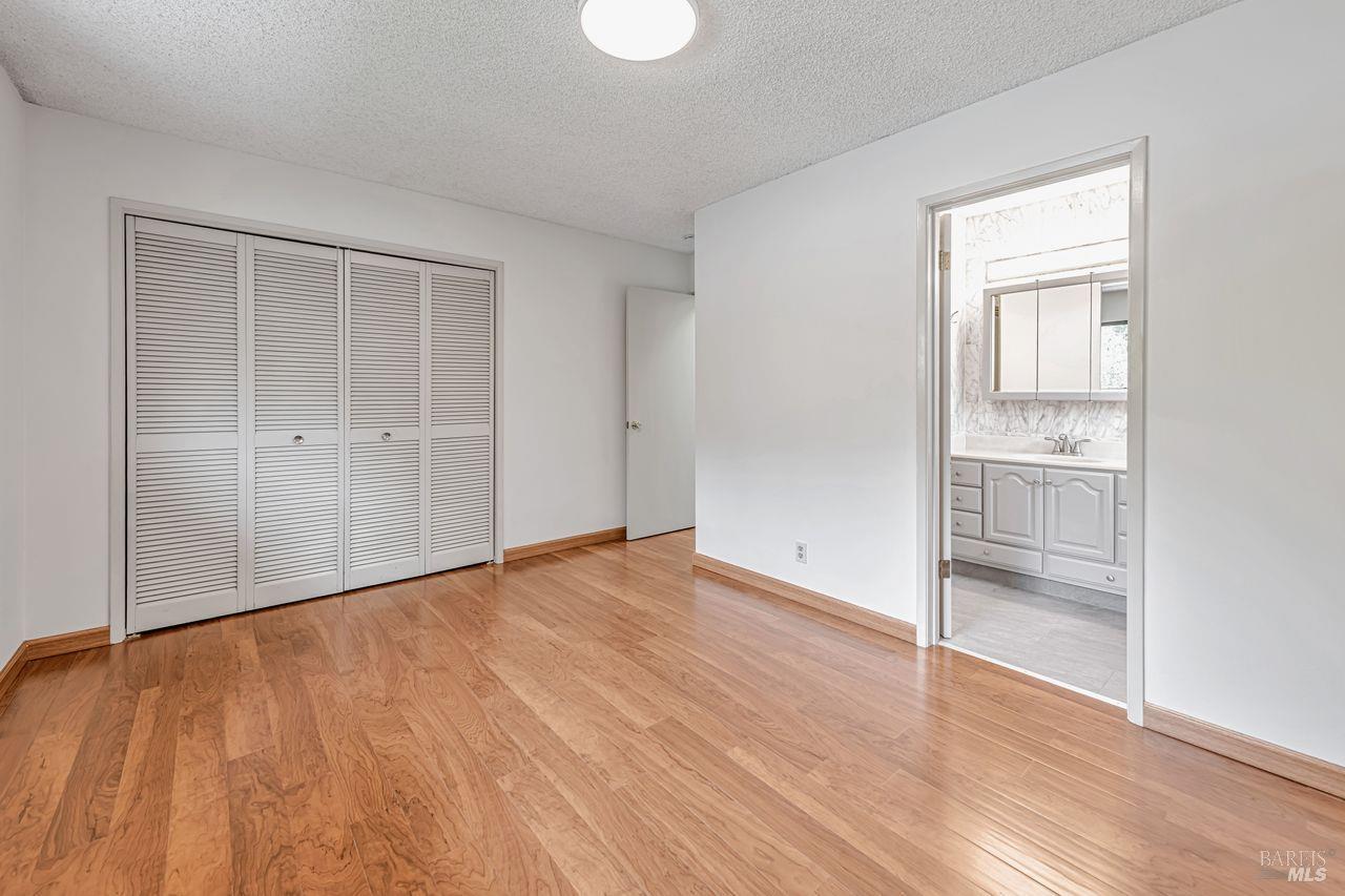 Detail Gallery Image 26 of 53 For 917 West St, Petaluma,  CA 94952 - 4 Beds | 2 Baths