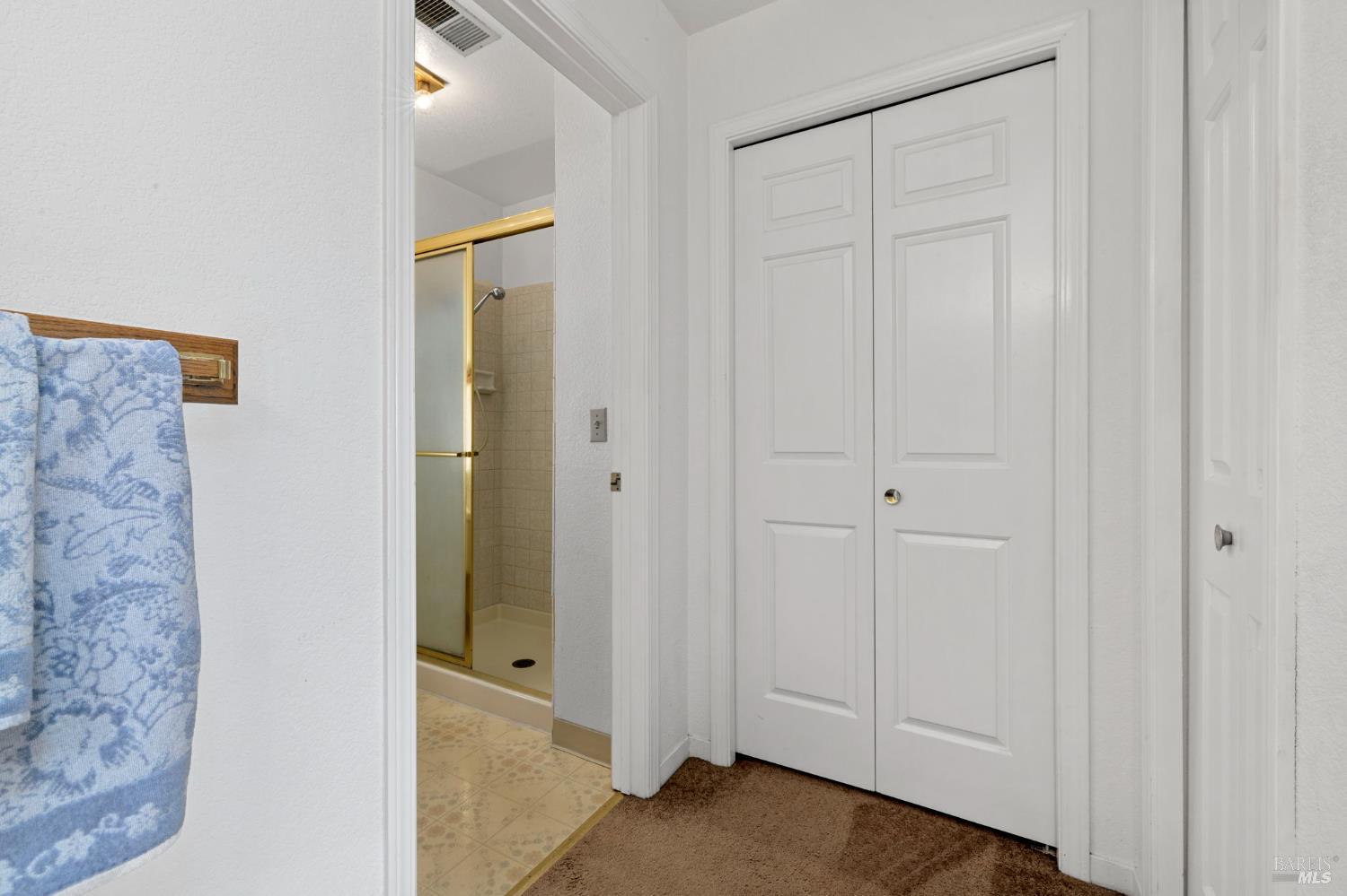 Detail Gallery Image 17 of 34 For 2124 Chianti Dr, Santa Rosa,  CA 95403 - 3 Beds | 2/1 Baths